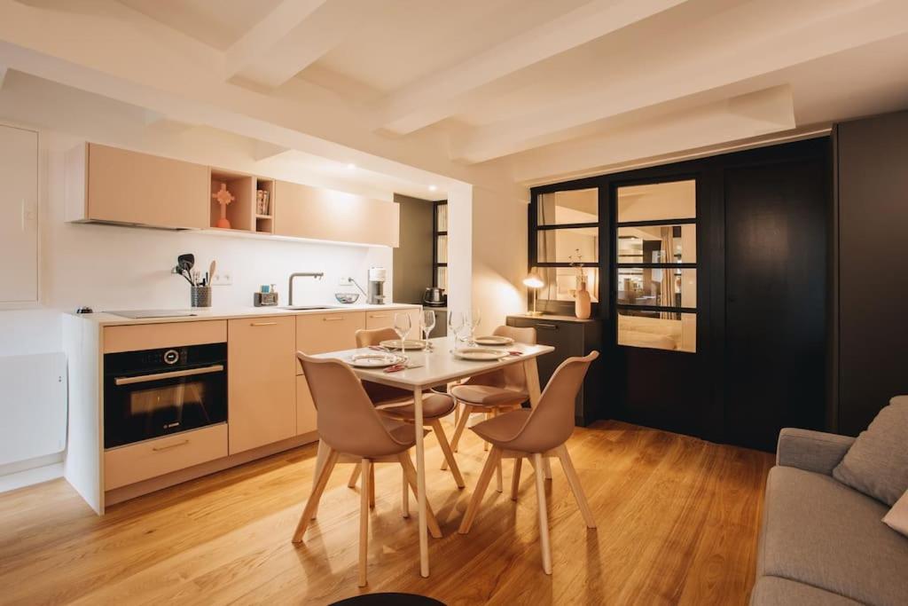Апартаменты La Vie En Rose - Luxe, Calme & Hypercentre - 3* Анси Экстерьер фото